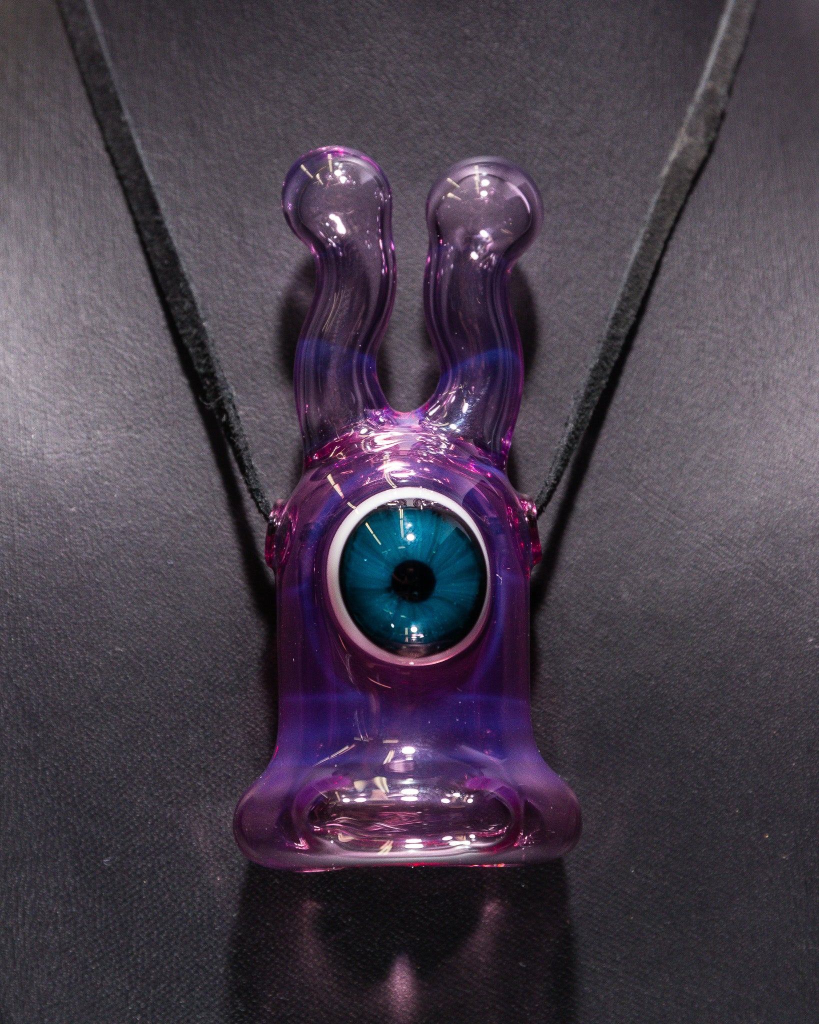 Drewbie Glass - Purple Sluggo Pendant