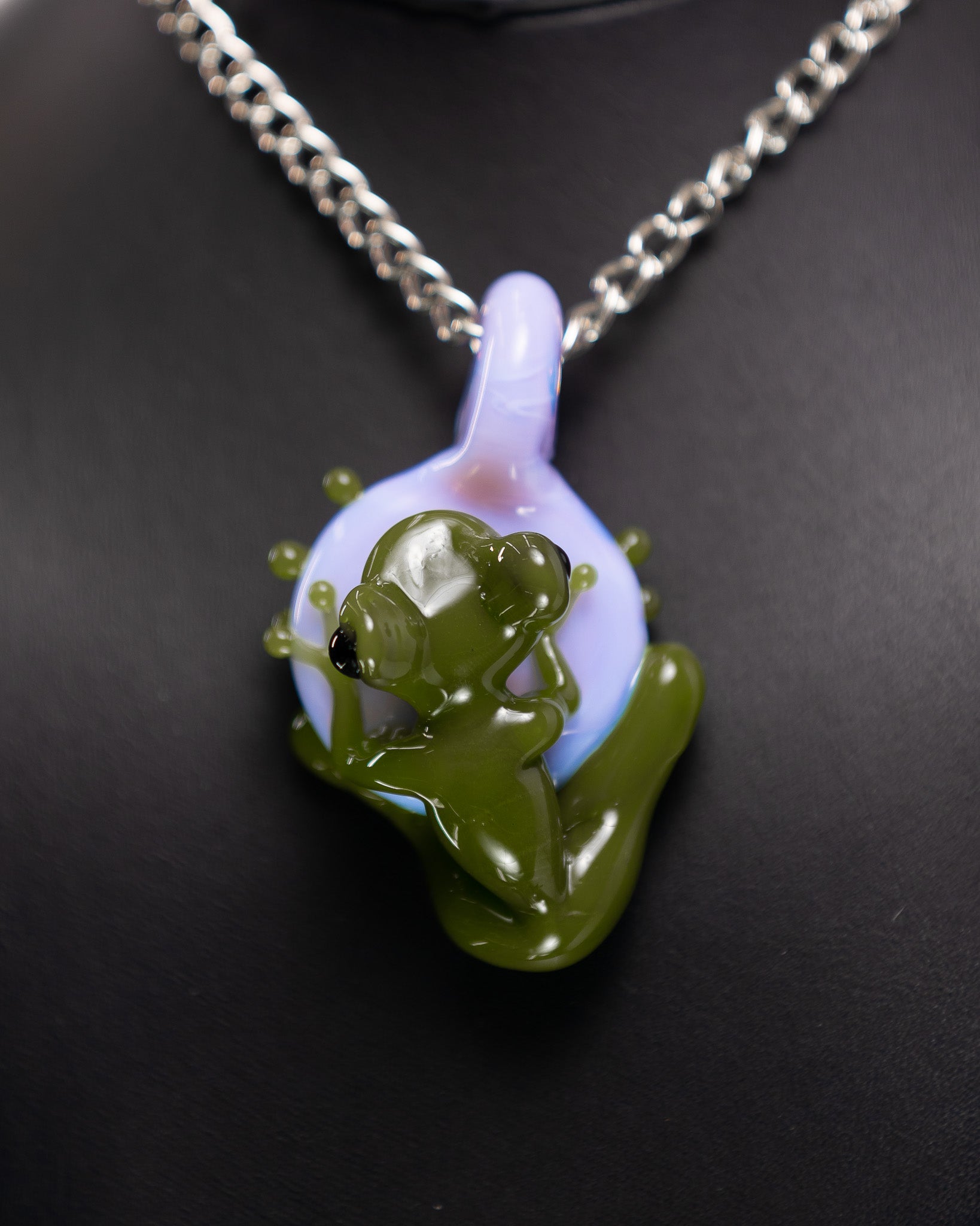 Stoney Chicken Glass - Frog Pendant - Pink (CFL)