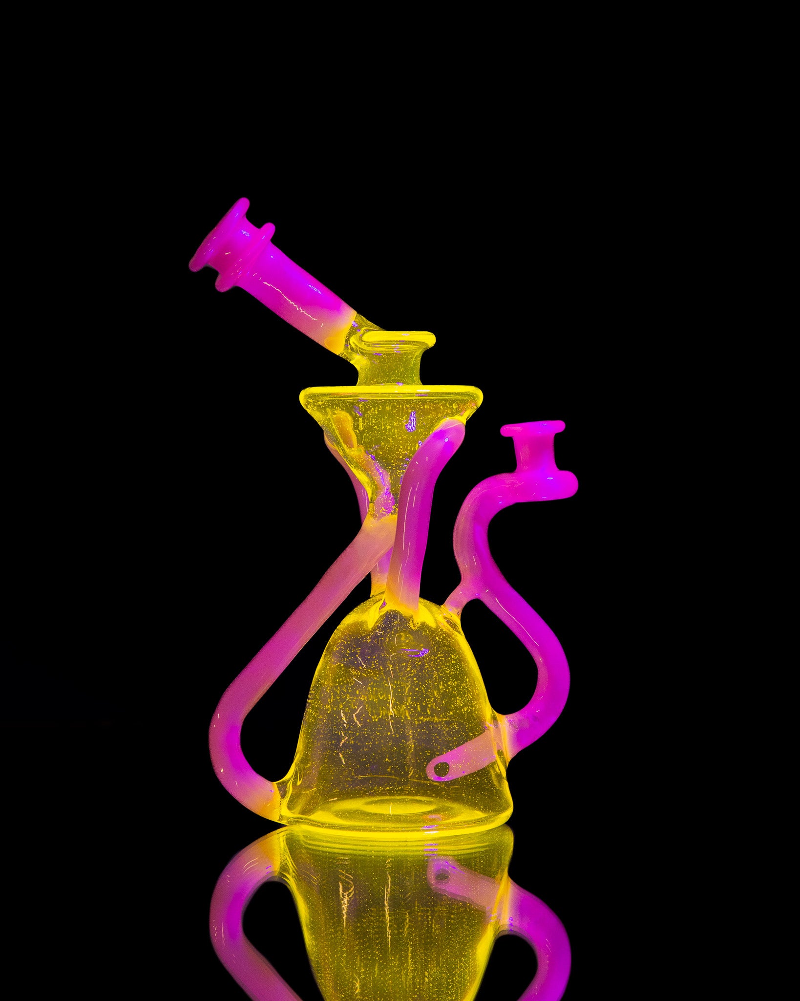 ManChild Glass - Duel Uptake - Nova & White Satin (UV)
