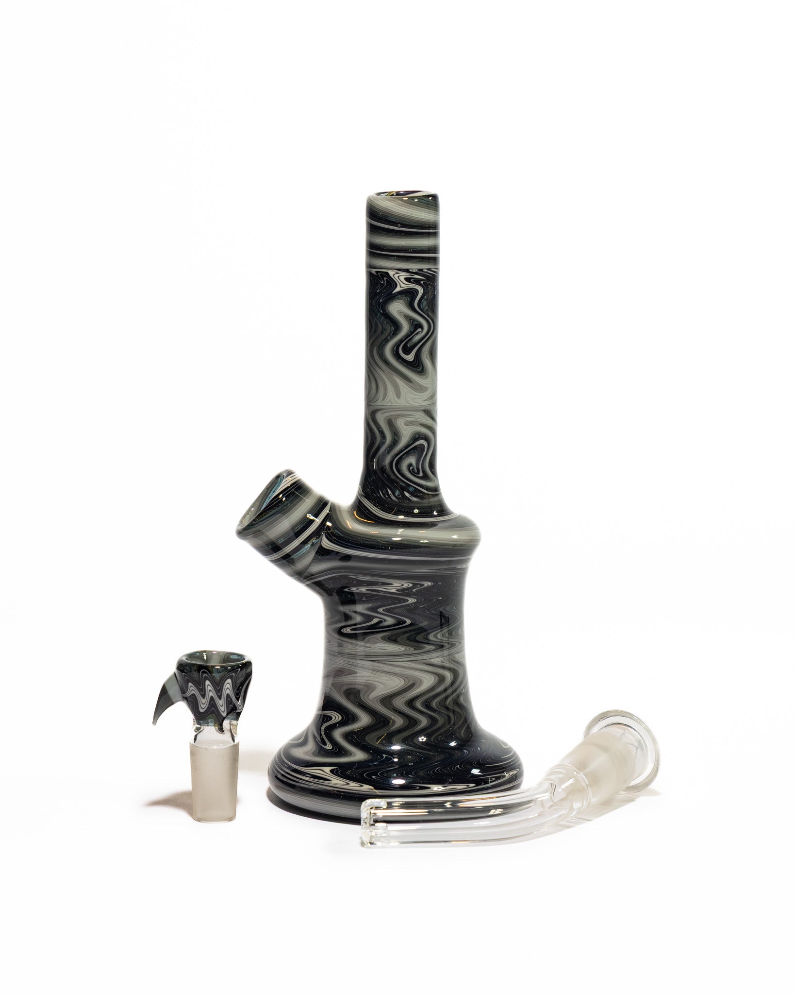 Gobs Glass - Re Wig-Wag Bong - Black & White
