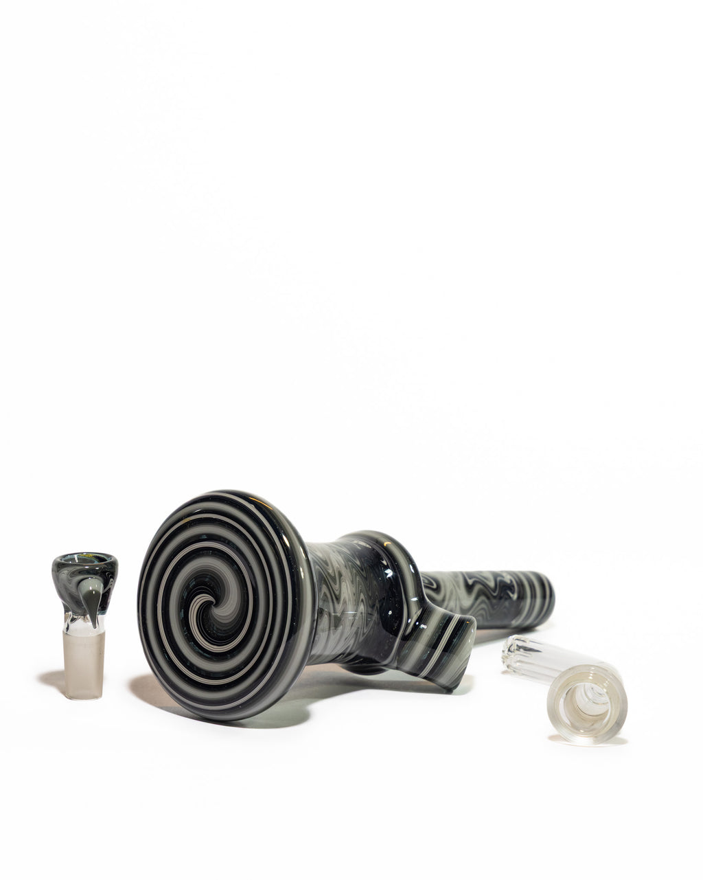 Gobs Glass - Re Wig-Wag Bong - Black & White