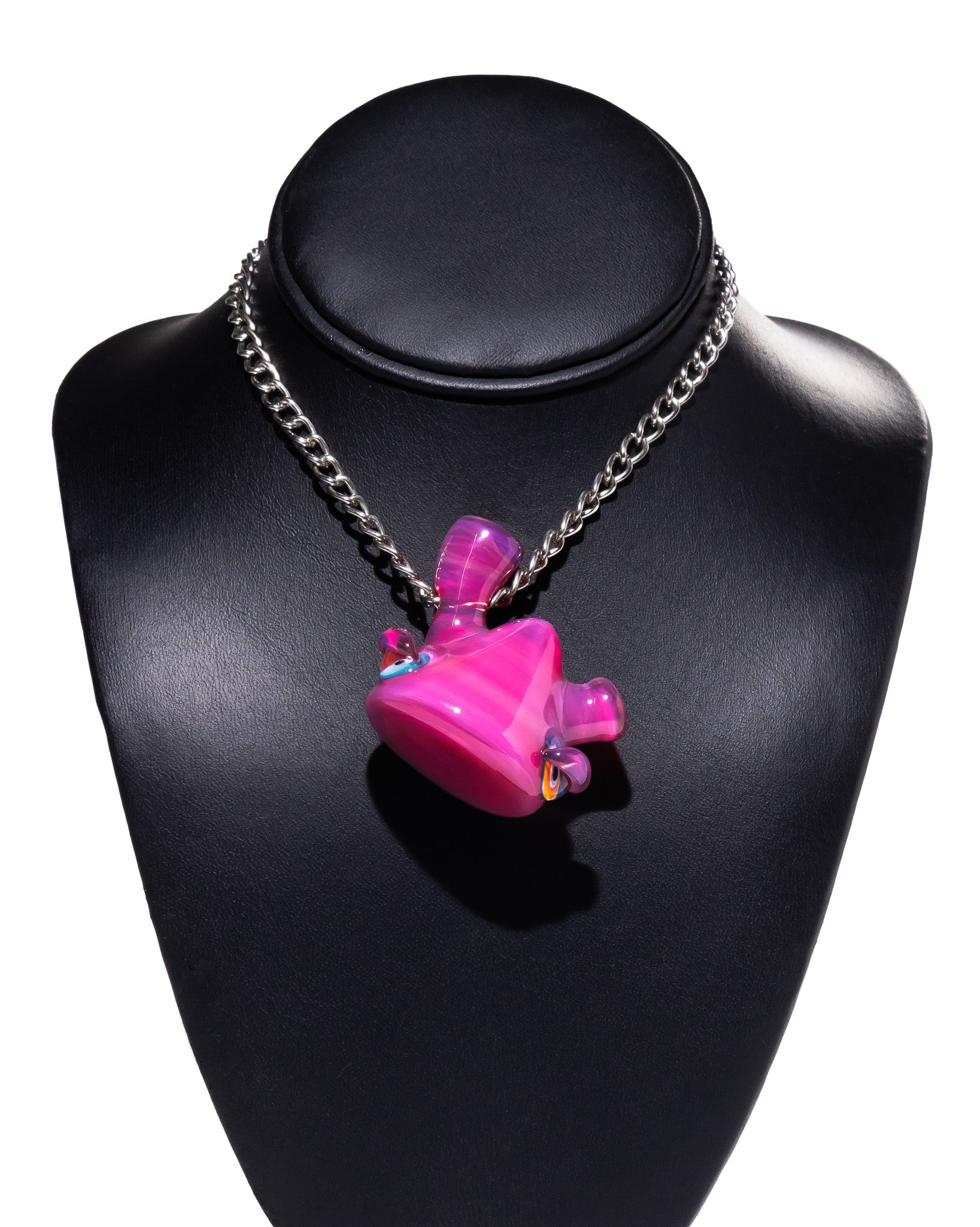 Lerk the World - Pendant - Magenta